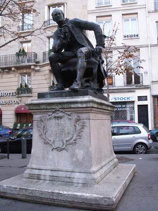 Description : Description : C:\Users\Bob Petit\Pictures\Diderot-statue.jpg